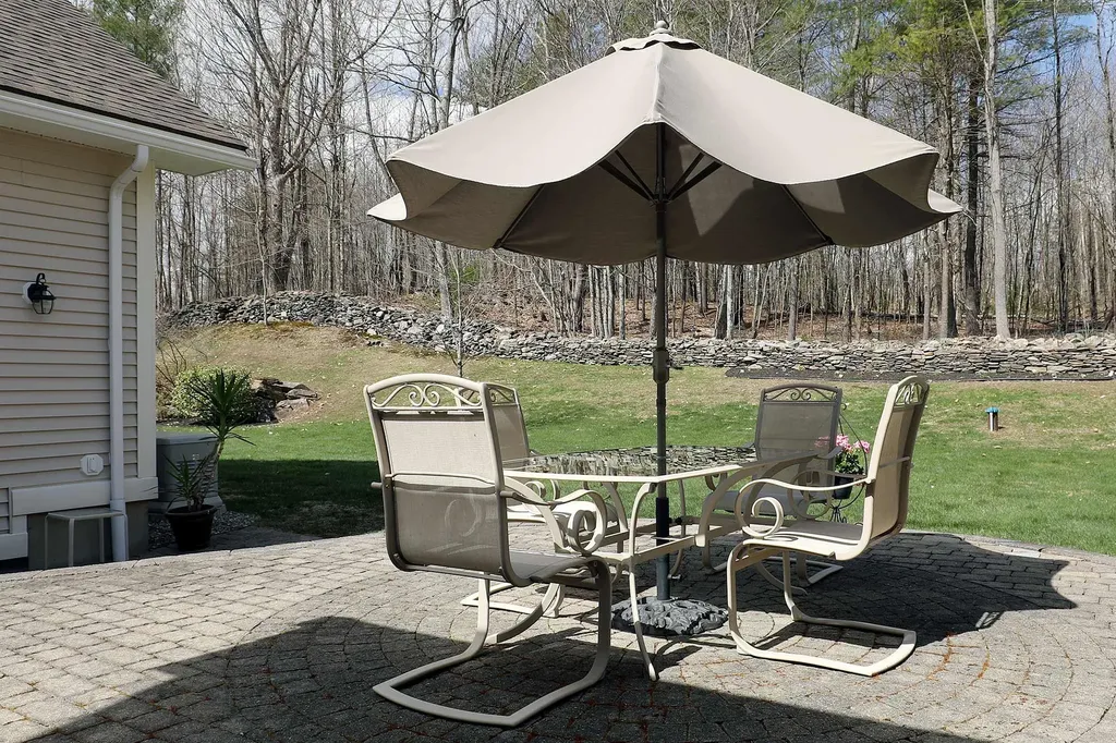 5 Szady Drive Vassalboro ME 04989