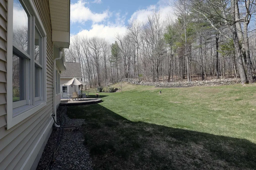 5 Szady Drive Vassalboro ME 04989