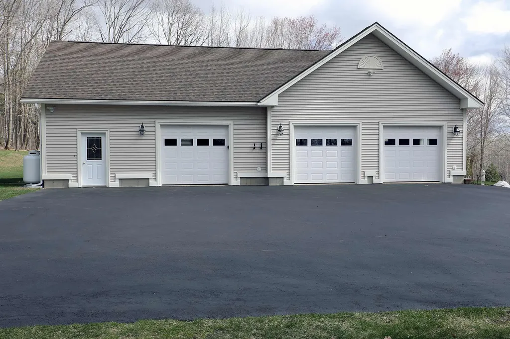 5 Szady Drive Vassalboro ME 04989