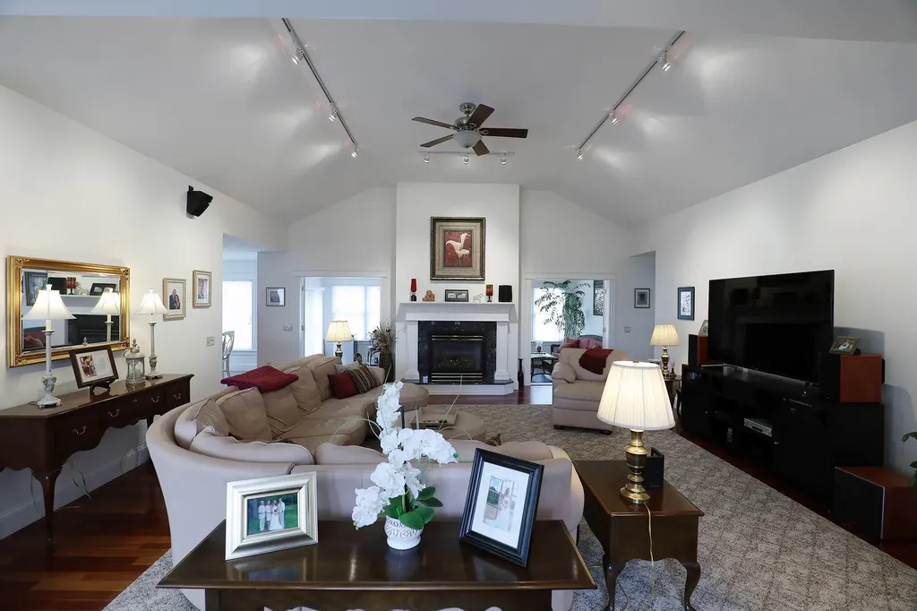 5 Szady Drive Vassalboro ME 04989