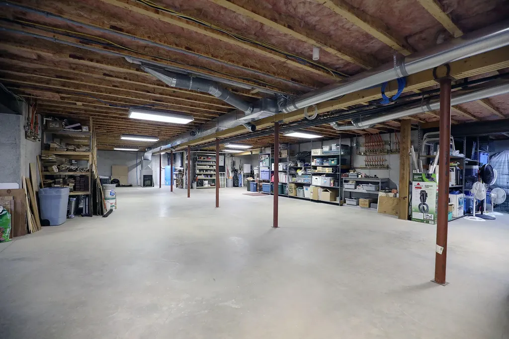 5 Szady Drive Vassalboro ME 04989