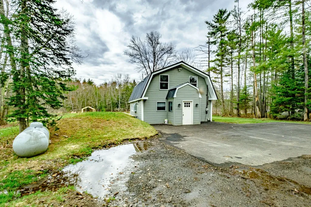 88 Lake Shore Drive Casco ME 04015