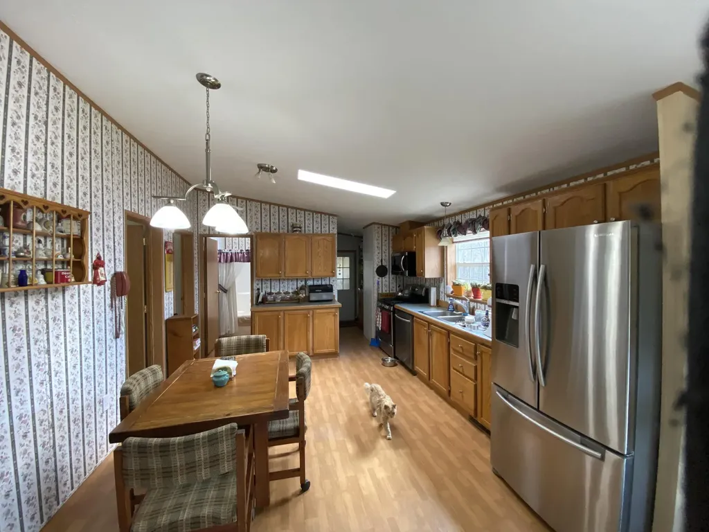 89 Spring Street Dixfield ME 04224