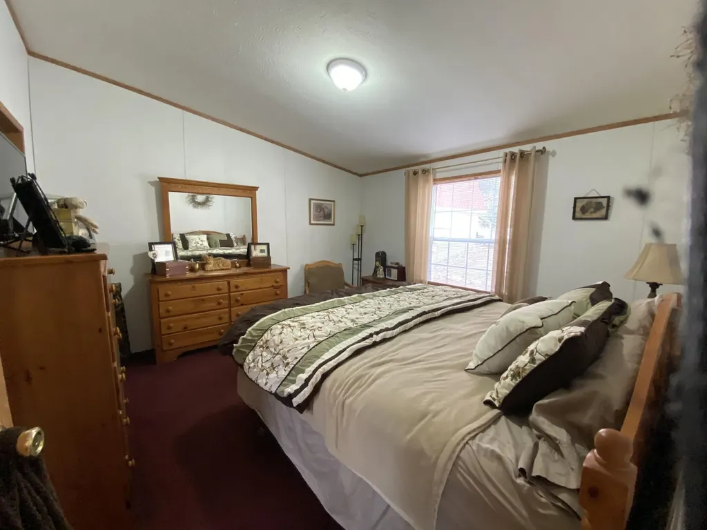 89 Spring Street Dixfield ME 04224