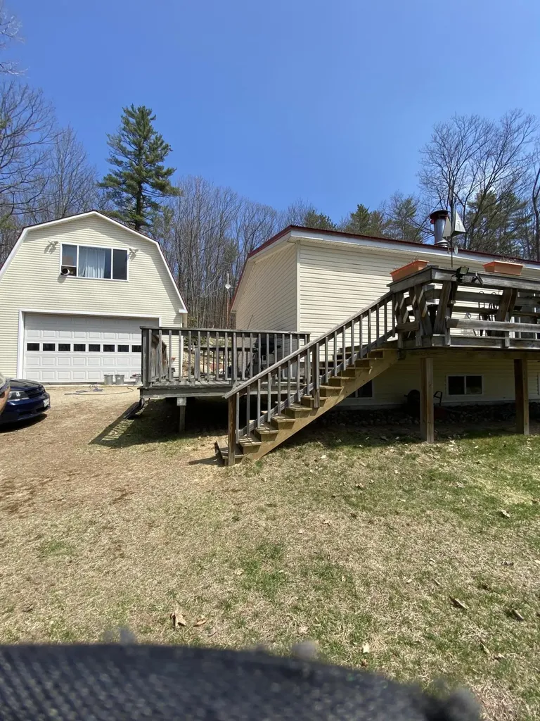 89 Spring Street Dixfield ME 04224