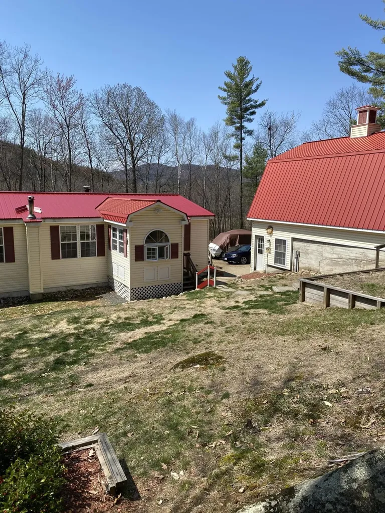 89 Spring Street Dixfield ME 04224