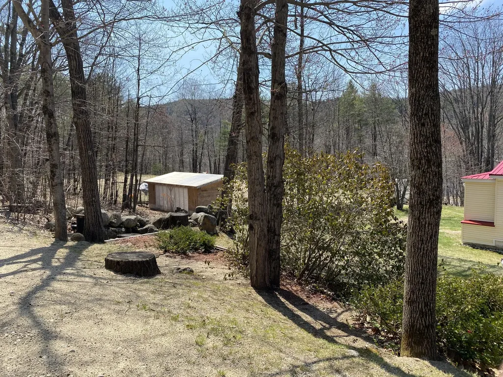 89 Spring Street Dixfield ME 04224