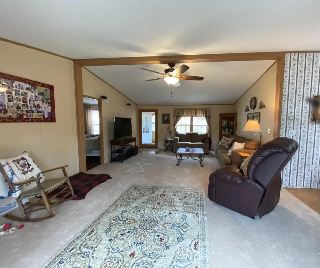 89 Spring Street Dixfield ME 04224