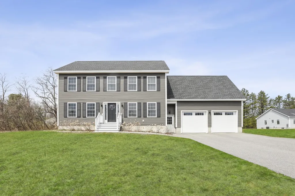 2 Mabry Lane Kennebunk ME 04043