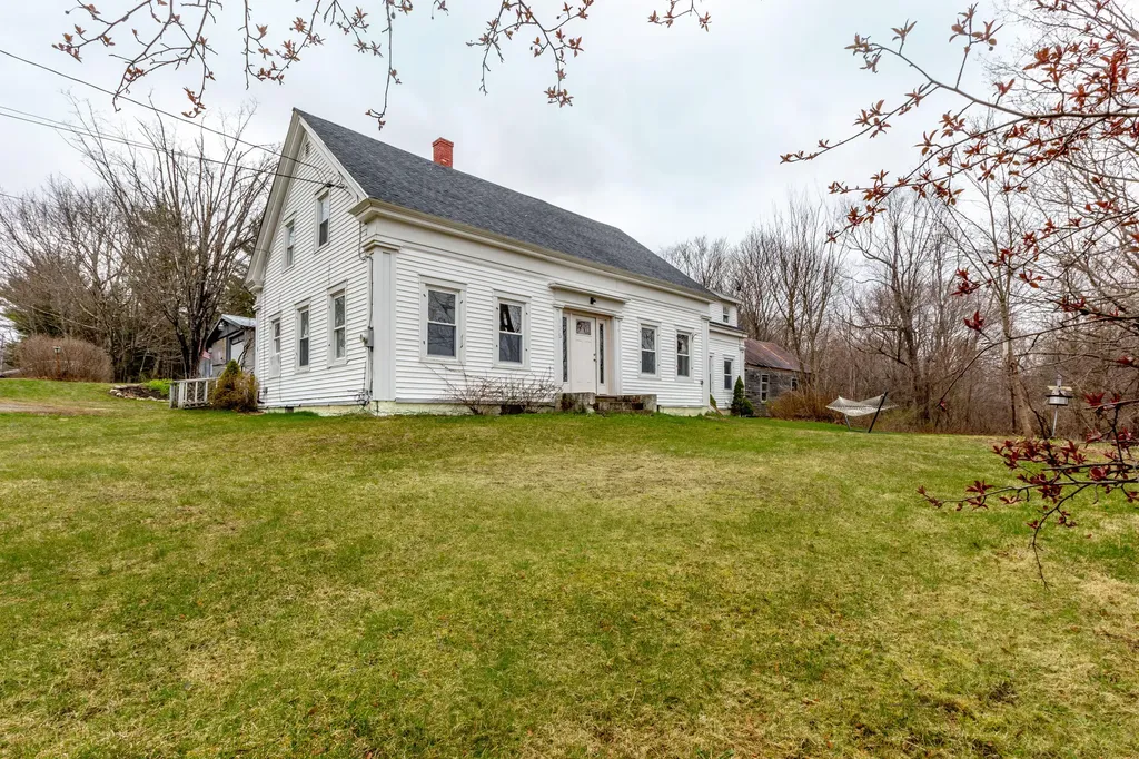 125 King Road Lisbon ME 04250
