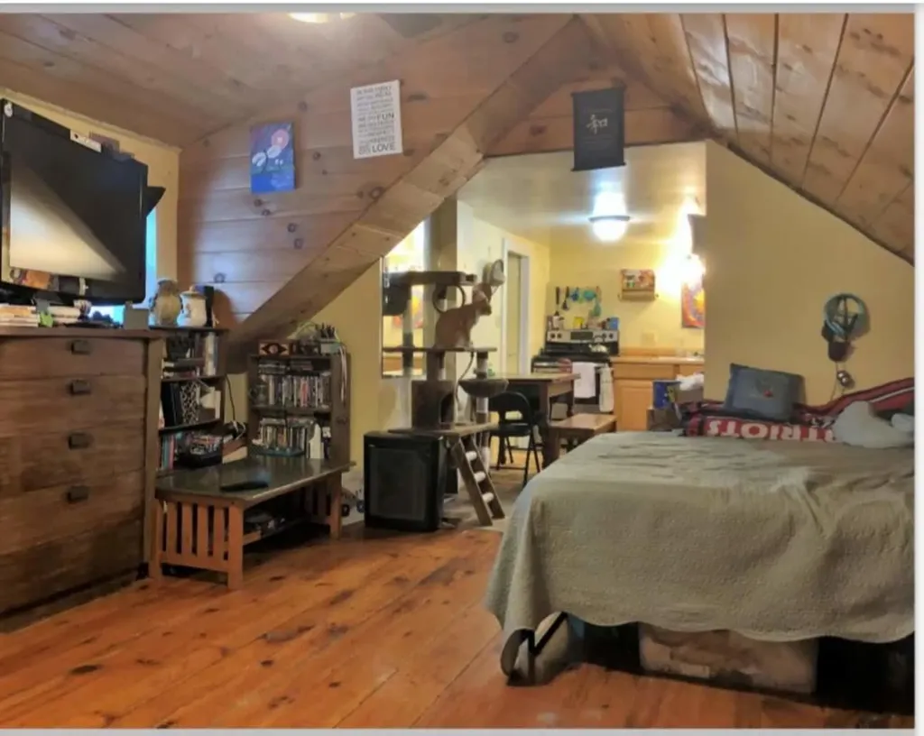 125 King Road Lisbon ME 04250