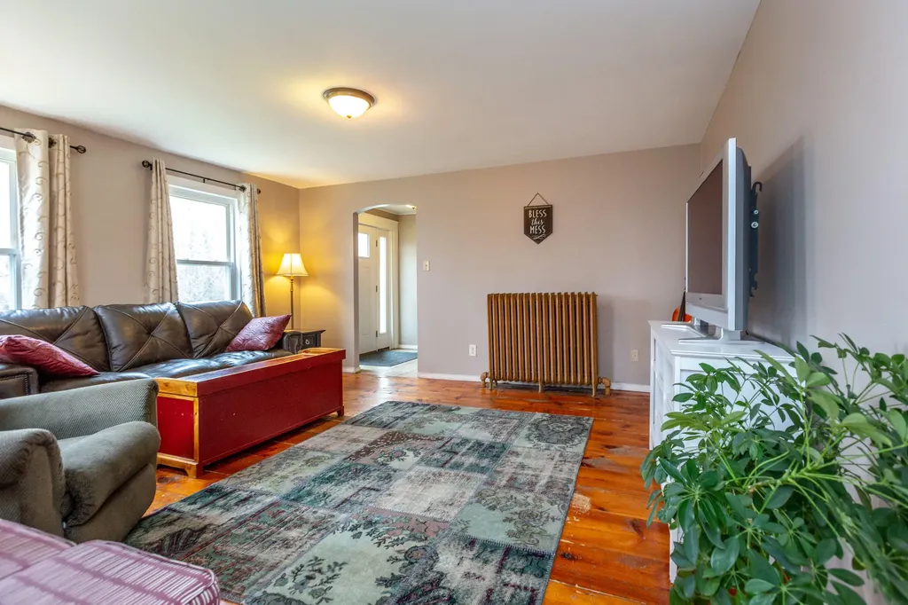 125 King Road Lisbon ME 04250