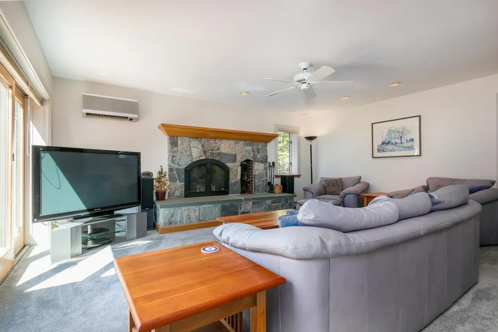 17 Merrill Brook Drive Scarborough ME 04074