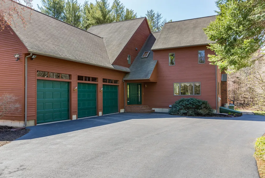 17 Merrill Brook Drive Scarborough ME 04074