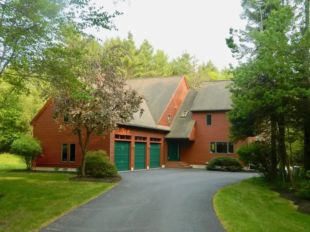 17 Merrill Brook Drive Scarborough ME 04074