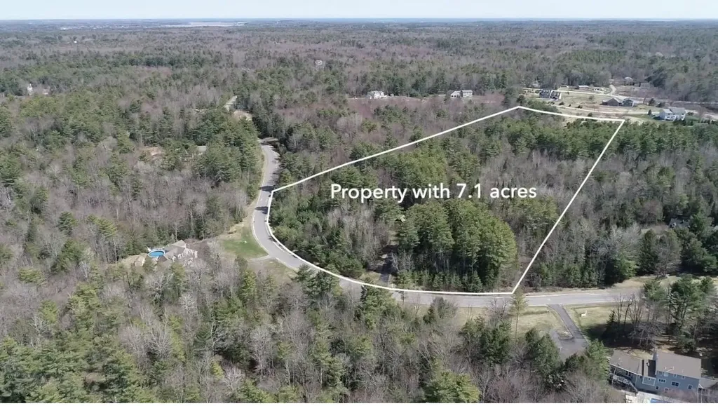 17 Merrill Brook Drive Scarborough ME 04074