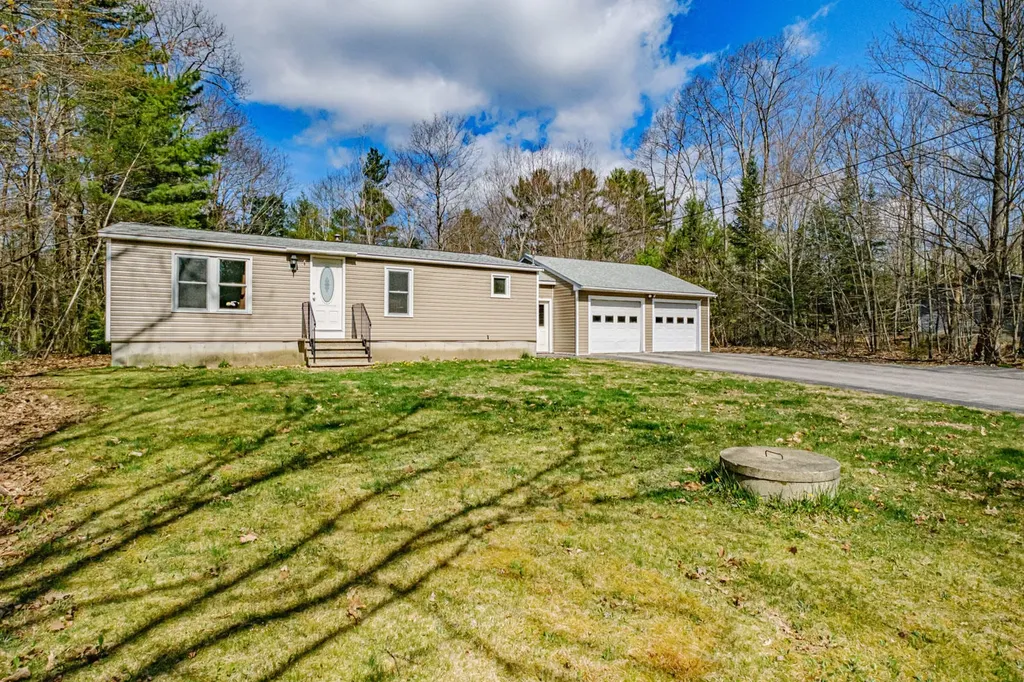 202 Dunnell Road Buxton ME 04093