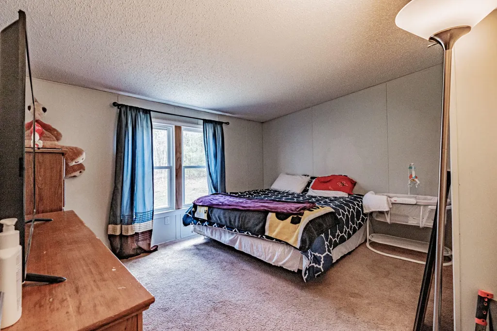 202 Dunnell Road Buxton ME 04093