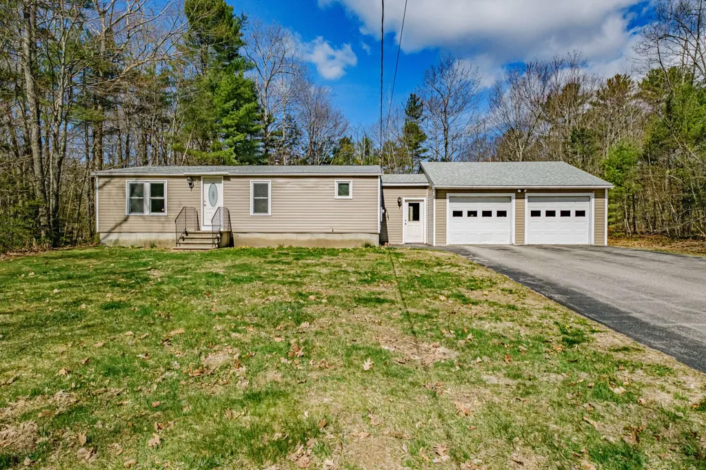 202 Dunnell Road Buxton ME 04093