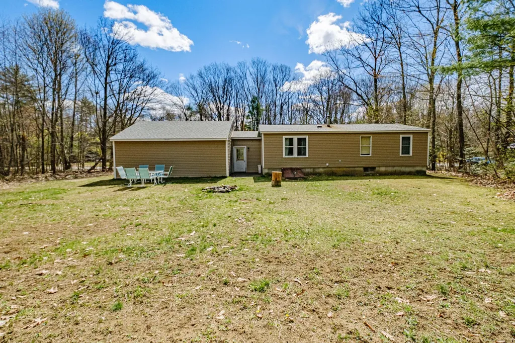 202 Dunnell Road Buxton ME 04093