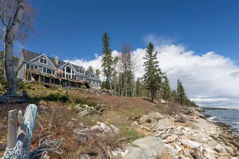 13 White Road Georgetown ME 04548