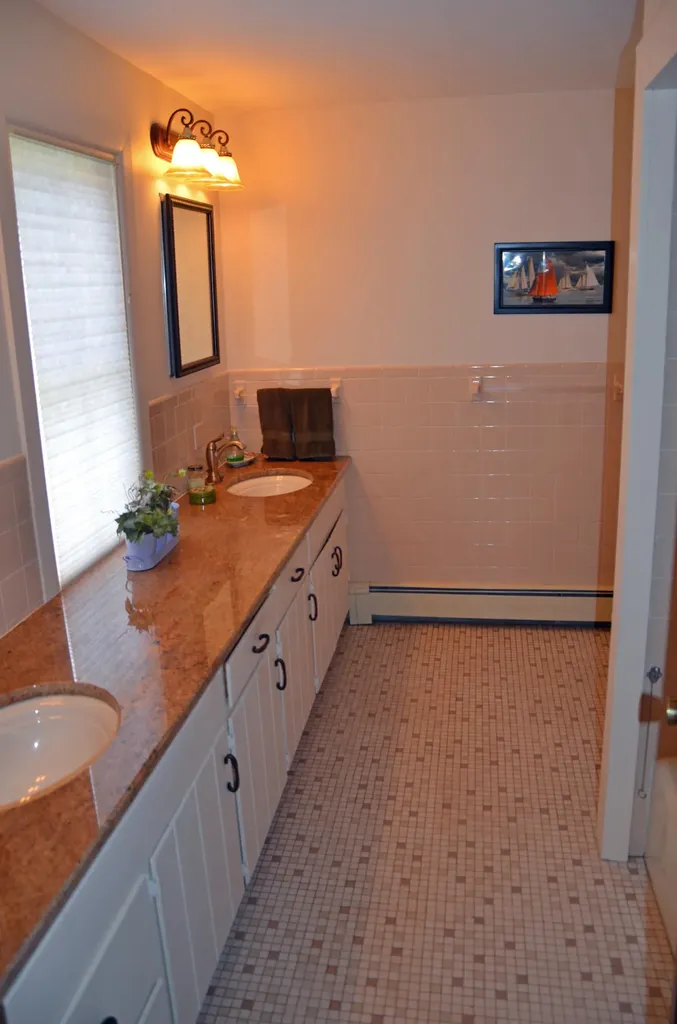 273 Dunn Road Norway ME 04268
