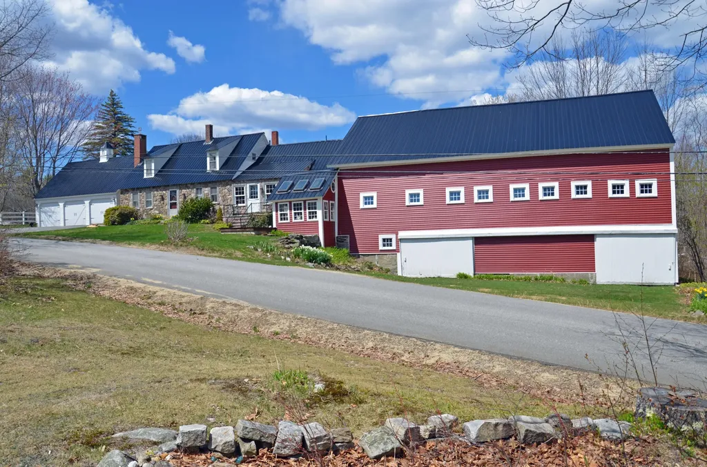 273 Dunn Road Norway ME 04268