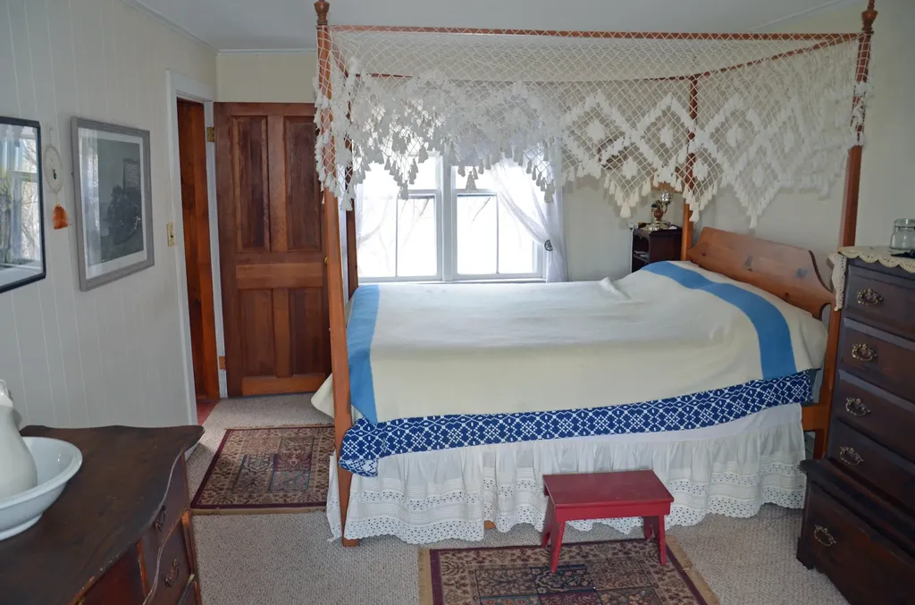 273 Dunn Road Norway ME 04268