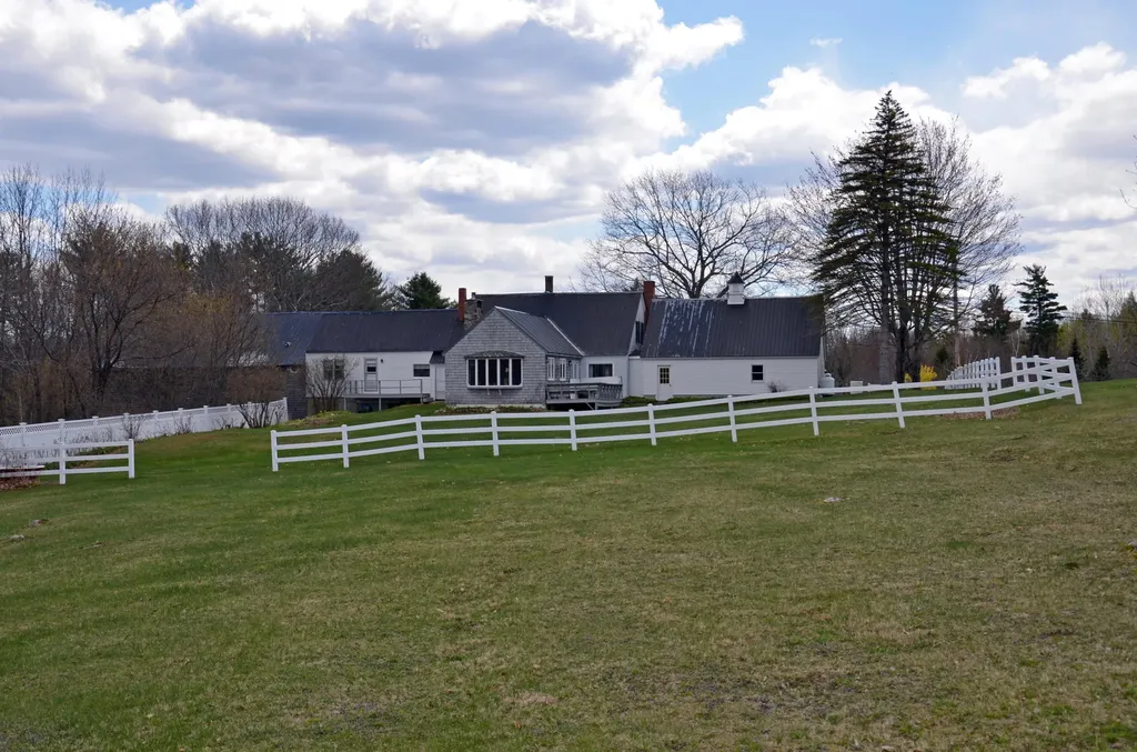 273 Dunn Road Norway ME 04268