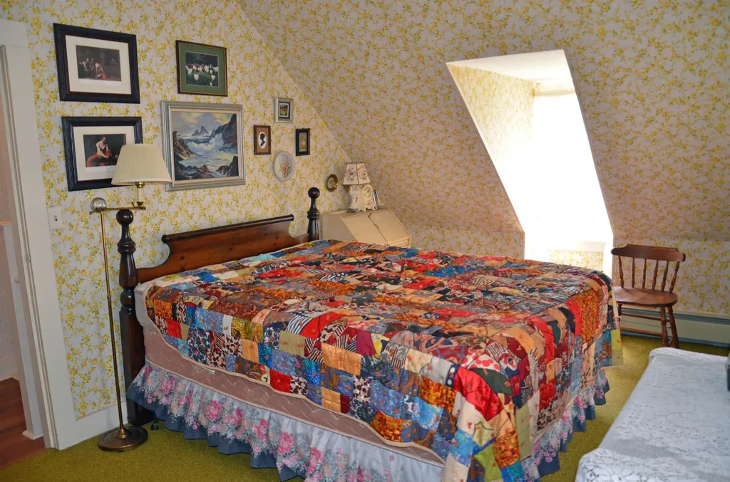 273 Dunn Road Norway ME 04268