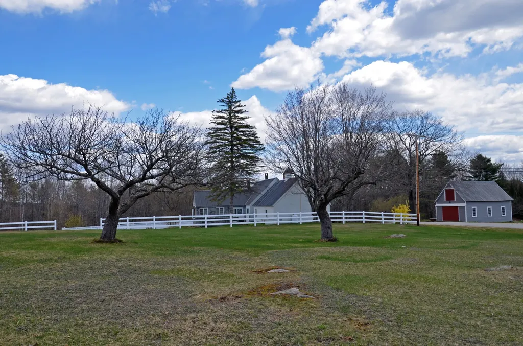 273 Dunn Road Norway ME 04268