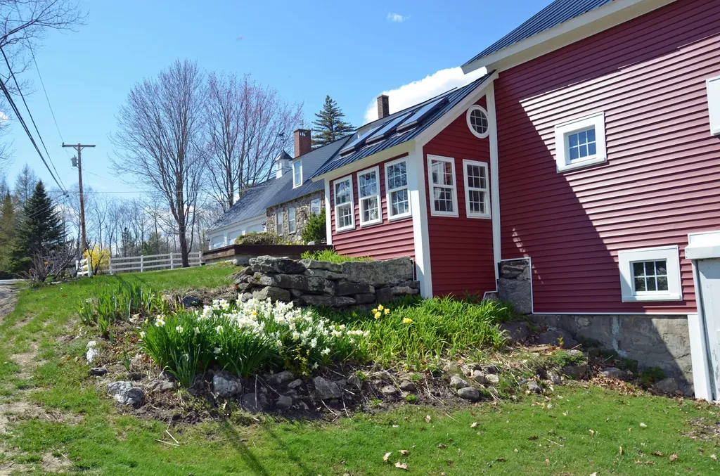 273 Dunn Road Norway ME 04268
