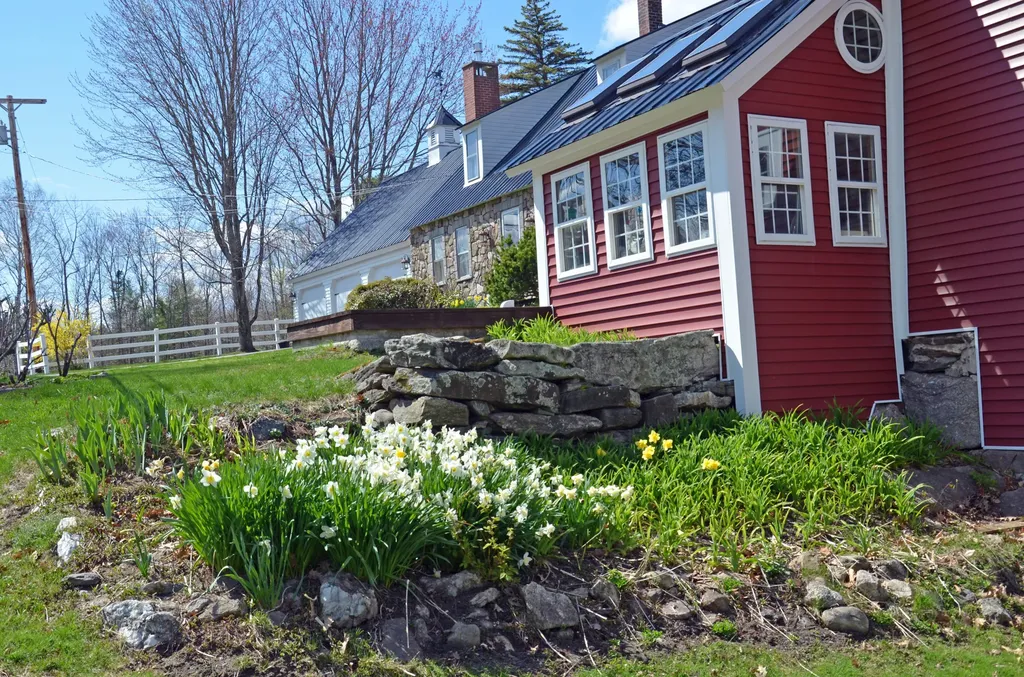 273 Dunn Road Norway ME 04268