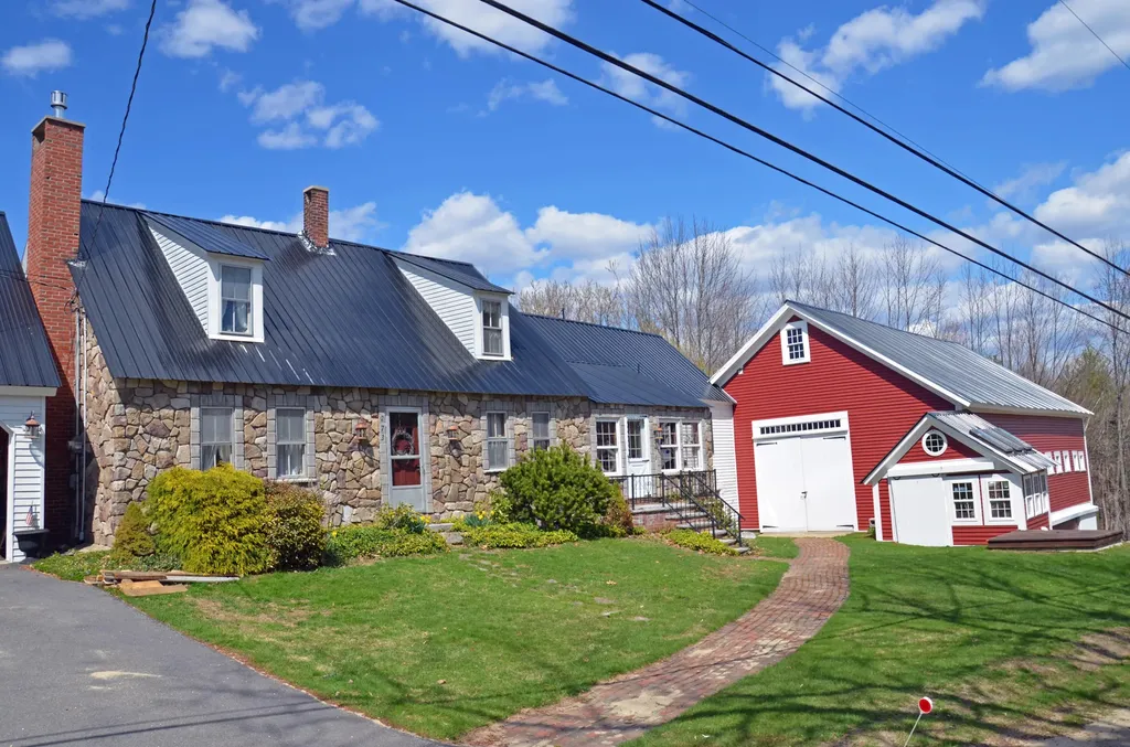 273 Dunn Road Norway ME 04268