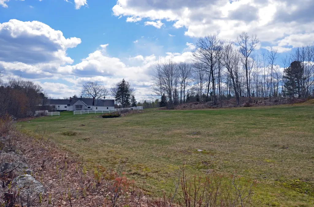 273 Dunn Road Norway ME 04268