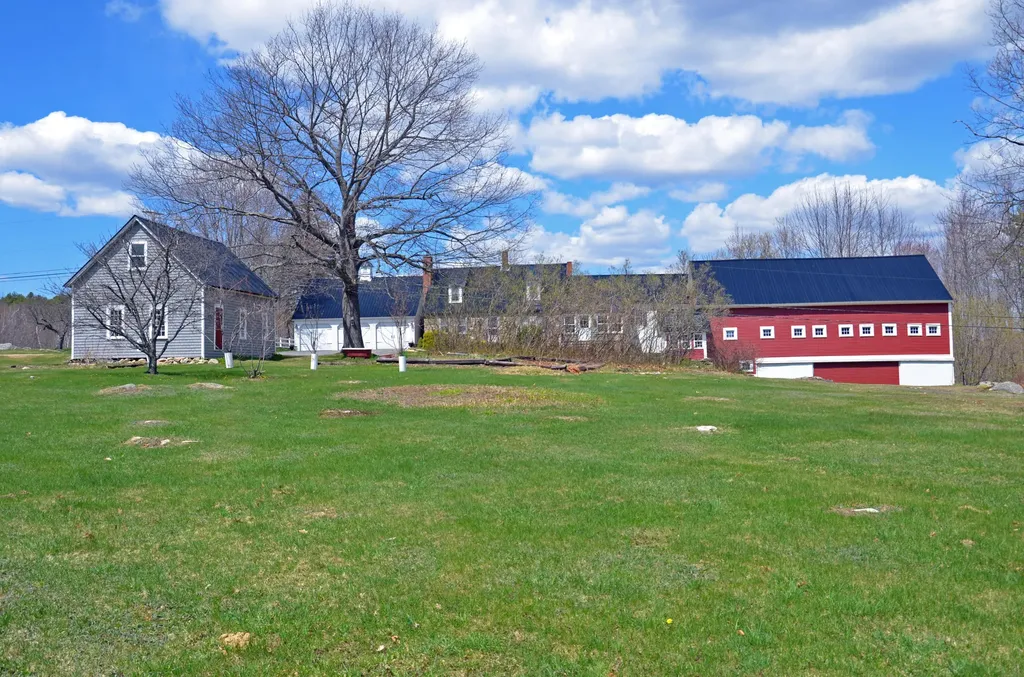 273 Dunn Road Norway ME 04268