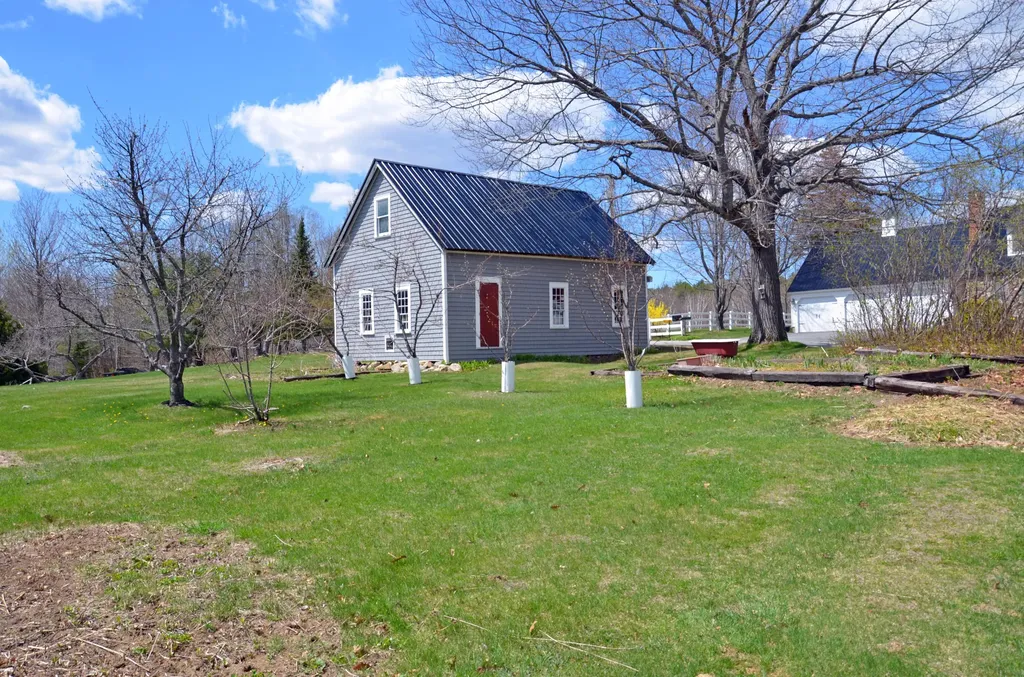 273 Dunn Road Norway ME 04268