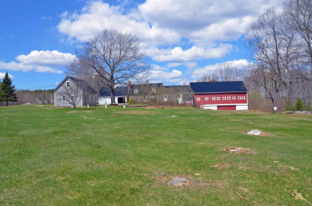 273 Dunn Road Norway ME 04268