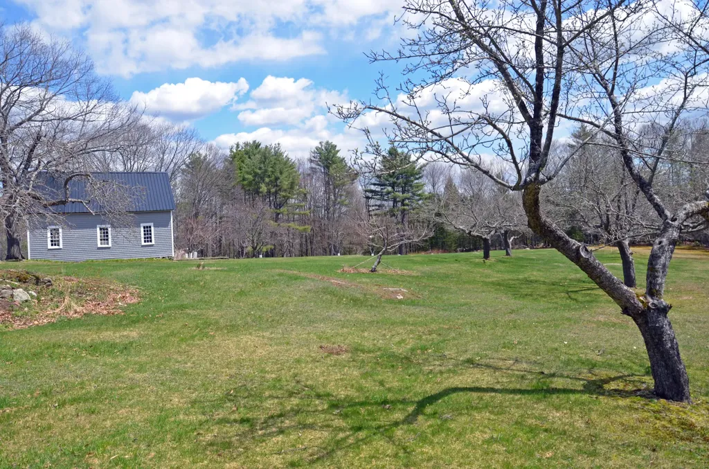 273 Dunn Road Norway ME 04268