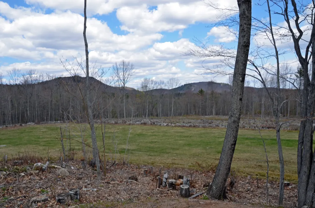 273 Dunn Road Norway ME 04268