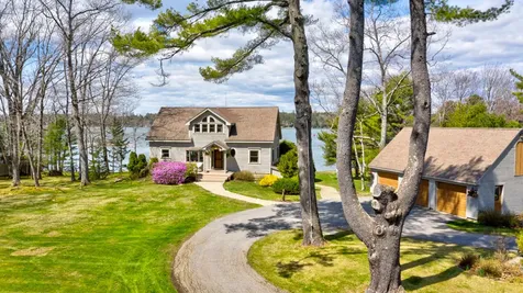 13 Leighton Lane Boothbay ME 04537