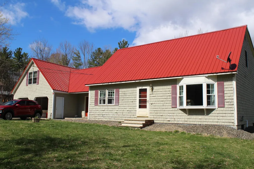 15 Stoney Acres Road Pittston ME 04345