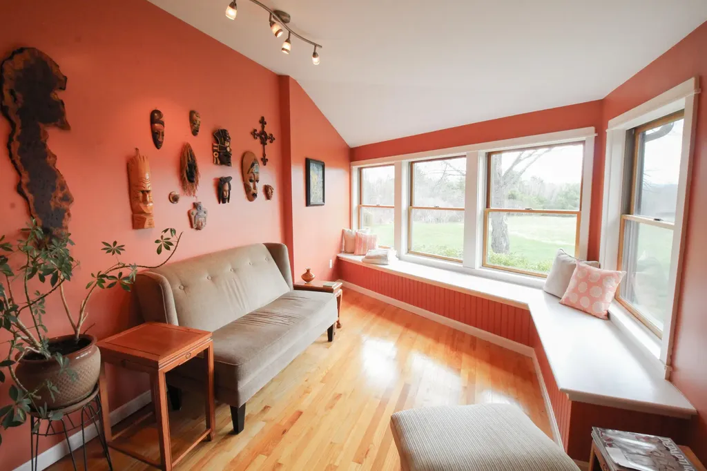 1681 Essex Street Bangor ME 04401