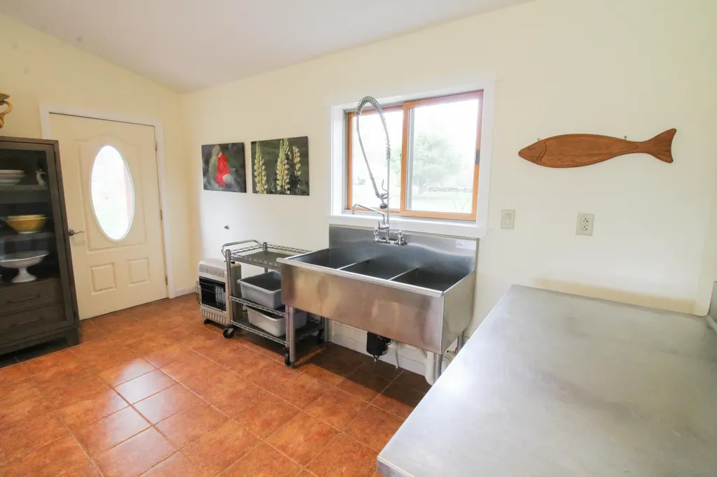 1681 Essex Street Bangor ME 04401