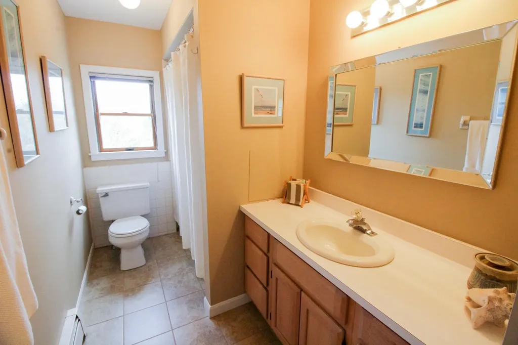 1681 Essex Street Bangor ME 04401