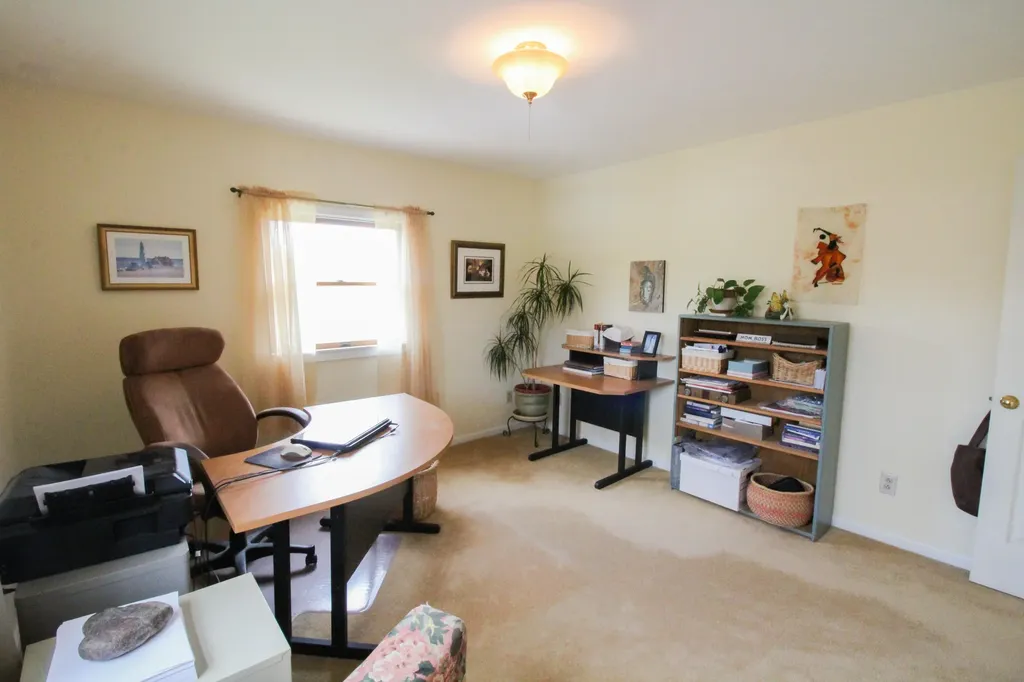 1681 Essex Street Bangor ME 04401