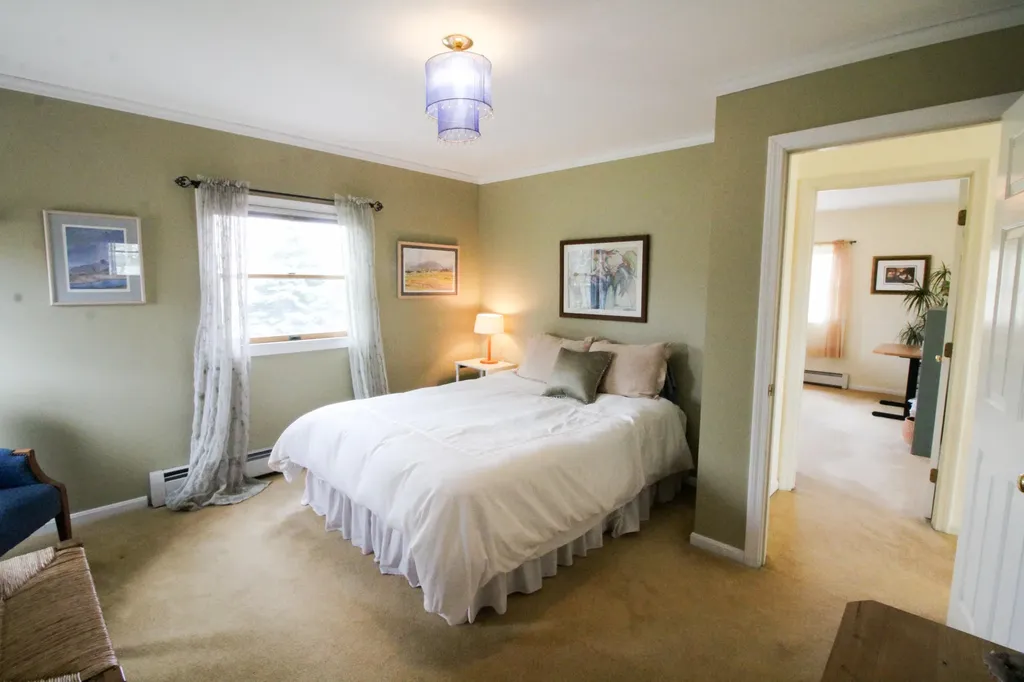 1681 Essex Street Bangor ME 04401