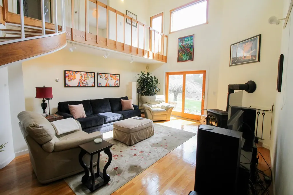 1681 Essex Street Bangor ME 04401