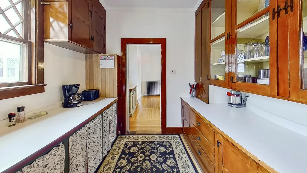 75 Brunswick Avenue Gardiner ME 04345
