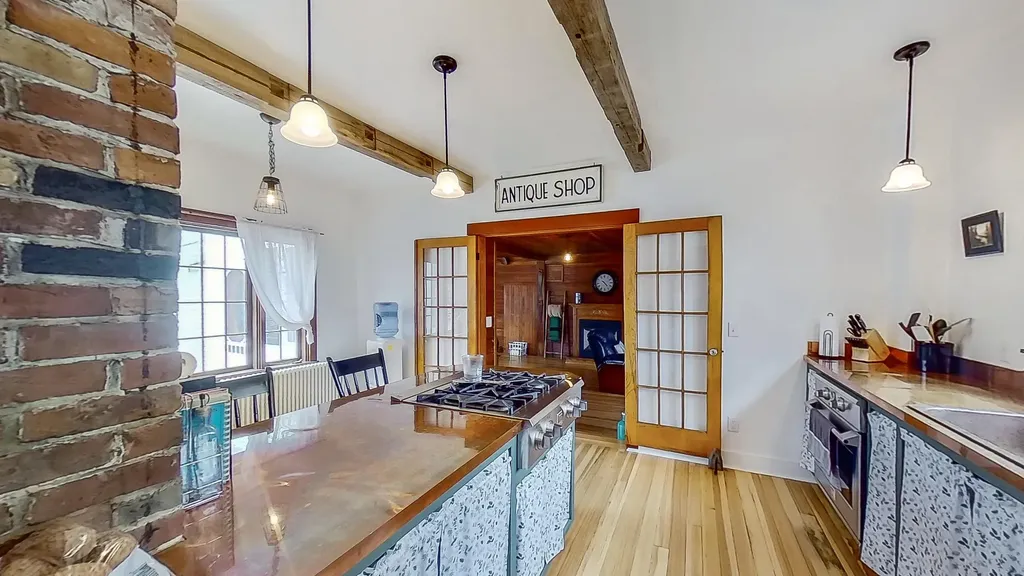 75 Brunswick Avenue Gardiner ME 04345